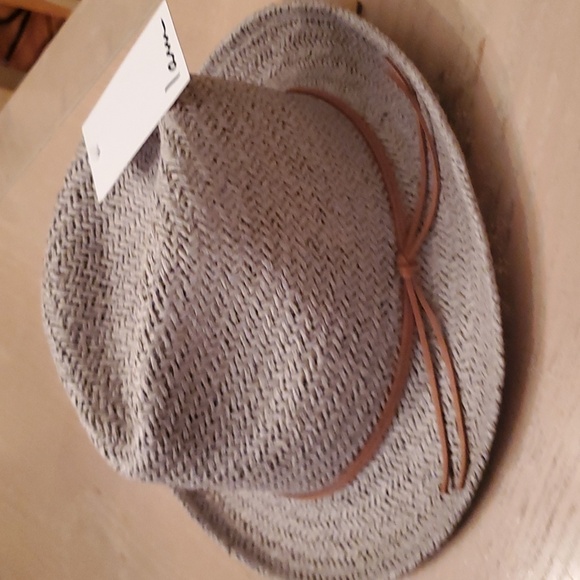 Hat - Picture 1 of 6